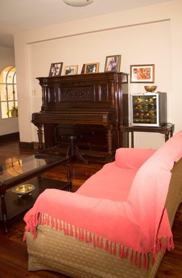 Lo De Viviana Acomodação com café da manhã San Salvador de Jujuy Exterior foto